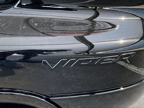 Used 2005 Dodge Viper SRT-10 RWD image 23