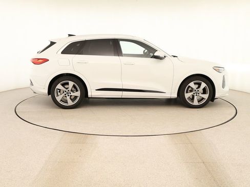 Certified 2025 Audi Q5 Prestige AWD/4WD image 8