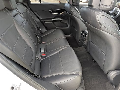 Used 2025 Mercedes-Benz GLC 300 GLC 300 image 19