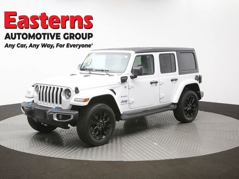 Used 2023 Jeep Wrangler Unlimited Sahara AWD/4WD image 60