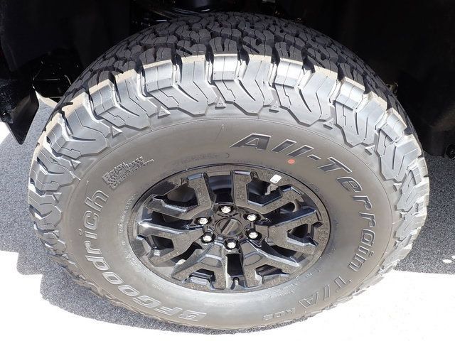 New 2026 Ford Bronco Raptor AWD/4WD image 11
