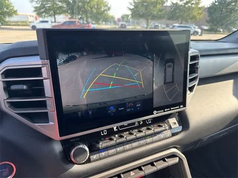 Used 2024 Toyota Sequoia Limited image 23