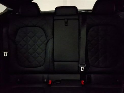 Used 2025 BMW X6 xDrive40i w/ Climate Comfort Package image 34