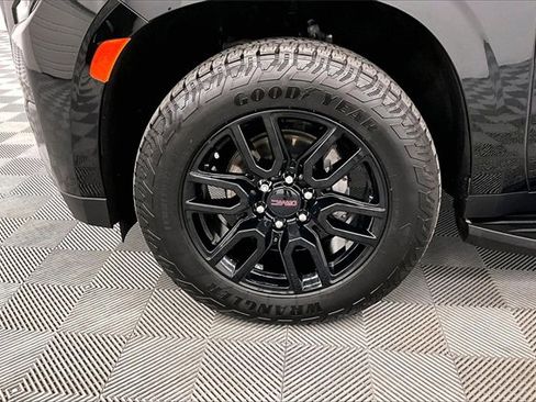 Used 2023 GMC Yukon Denali w/ LPO, Floor Liner Package image 9