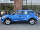 Used 2021 Nissan Kicks S image 3