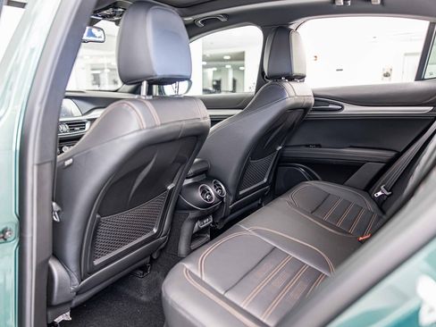 New 2025 Alfa Romeo Stelvio Sprint image 35