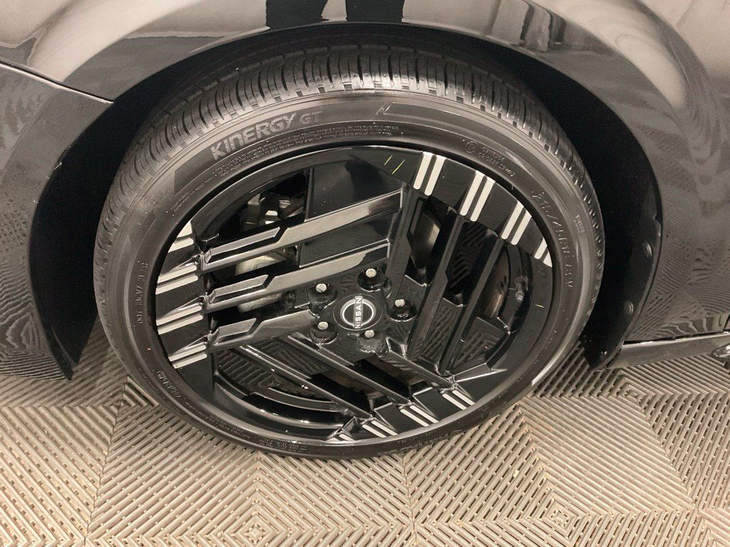 Used 2026 Nissan Sentra SR w/ Floor Mat Package FWD image 14