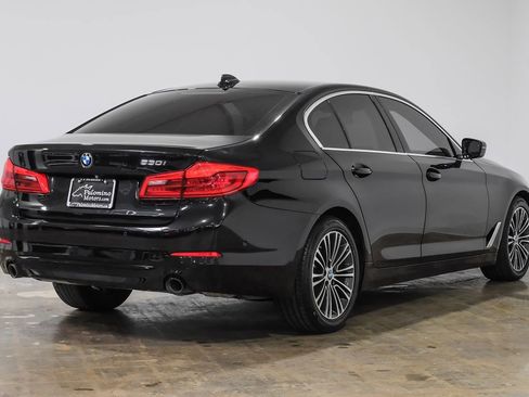 Used 2019 BMW 530i w/ Convenience Package image 10