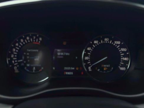 Used 2017 Lincoln MKC Premiere image 17