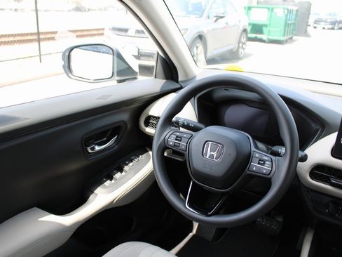New 2026 Honda HR-V LX image 27