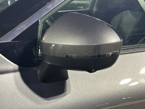 Used 2021 Nissan Rogue SV image 10