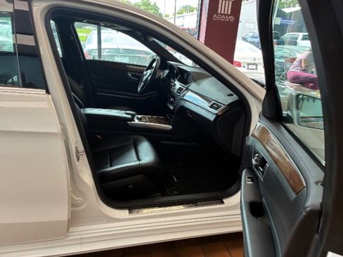 Used 2014 Mercedes-Benz E 350 4MATIC w/ Premium 1 Package image 26