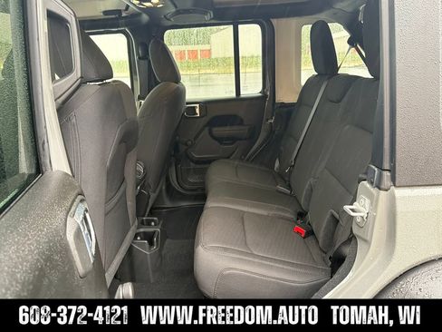 Used 2022 Jeep Wrangler Unlimited Sport AWD/4WD image 22