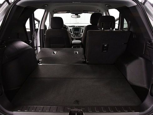 Used 2018 Chevrolet Equinox LT image 28