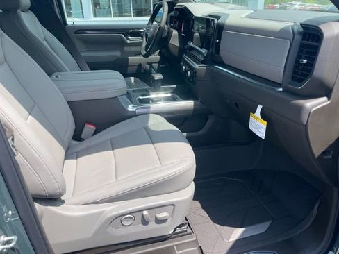 New 2025 Chevrolet Silverado 1500 LTZ w/ Technology Package image 7