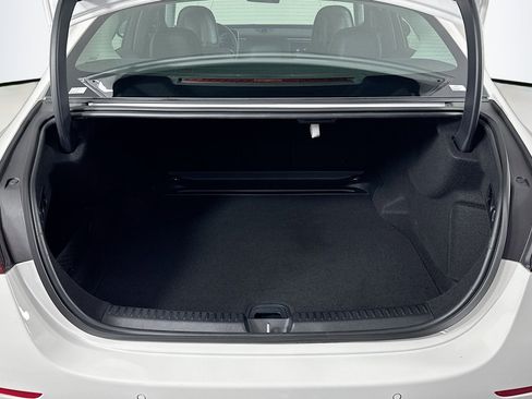 Used 2026 Mercedes-Benz E 350 Sedan image 23