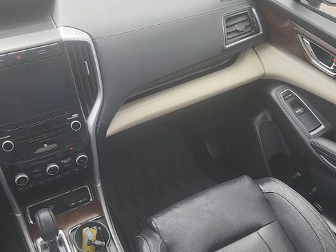 Used 2022 Subaru Ascent Touring image 6