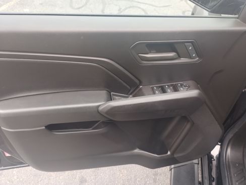 Used 2023 Chevrolet Colorado Trail Boss image 10