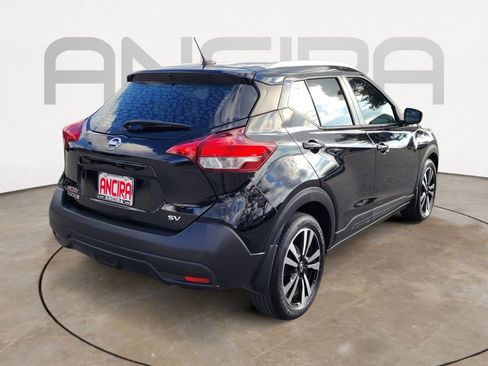 Used 2019 Nissan Kicks SV image 14