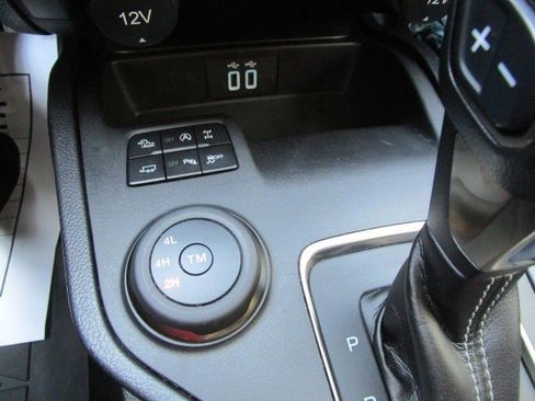 Used 2023 Ford Ranger Lariat w/ Tremor Off-Road Package image 17