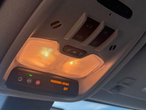 Used 2021 Buick Encore GX Essence w/ Advanced Technology Package image 11