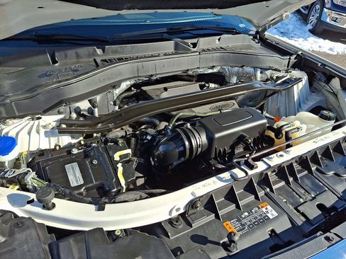 Used 2020 Ford Explorer Limited w/ Class III Trailer Tow Package image 31