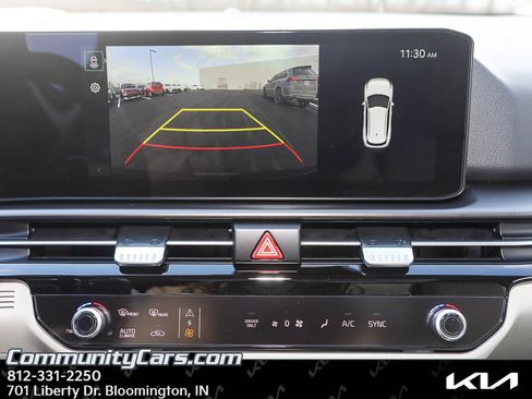 New 2026 Kia Sportage EX w/ EX Panoramic Sunroof Package image 16