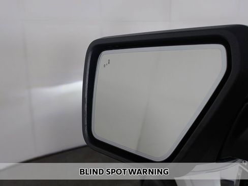 Used 2023 Ford F150 Lariat w/ Equipment Group 502A High image 6