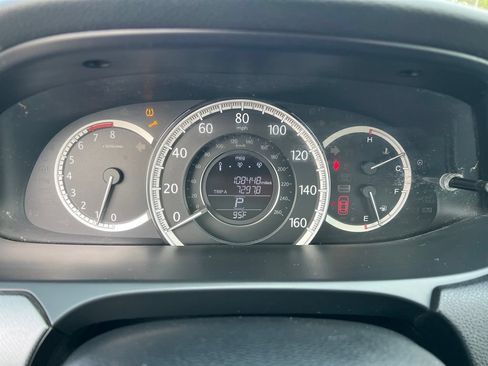 Used 2015 Honda Accord LX image 37