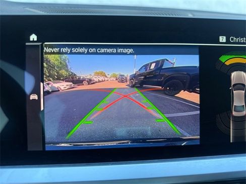 Used 2022 BMW 330i xDrive Sedan w/ M Sport Package image 19