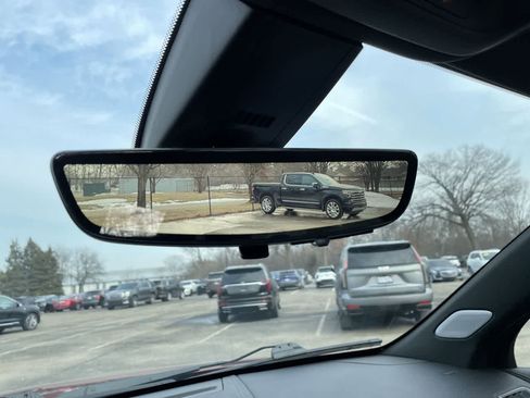 Certified 2023 Cadillac XT6 Sport w/ Technology Package image 32