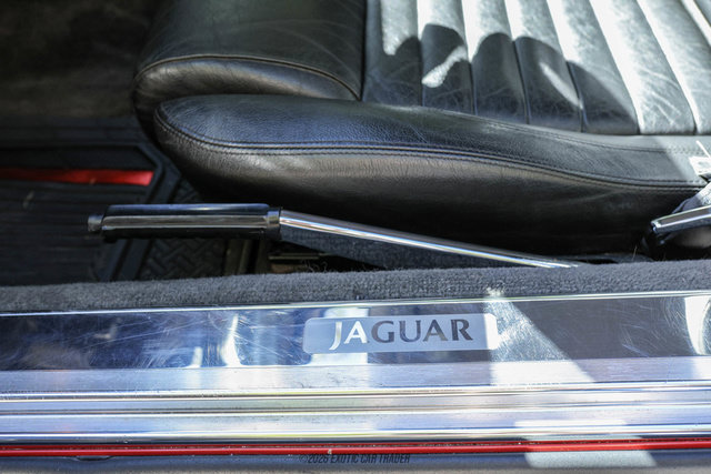 Used 1990 Jaguar XJS V12 Convertible RWD image 44