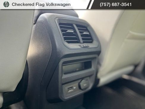 Used 2019 Volkswagen Tiguan SEL w/ 3rd Row Seat Package AWD/4WD image 31