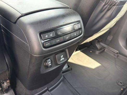 Used 2020 Hyundai Palisade Limited image 31