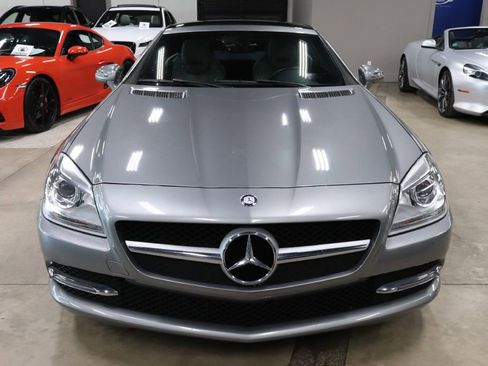 Used 2015 Mercedes-Benz SLK 250 image 16