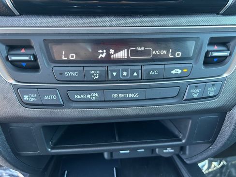 Certified 2025 Honda Ridgeline Sport image 26