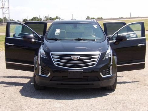 Used 2017 Cadillac XT5 Luxury AWD/4WD image 28