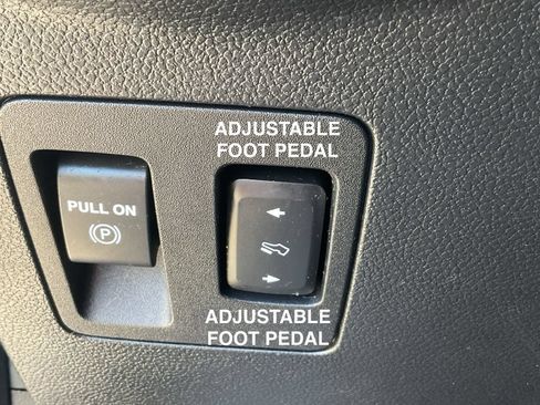Used 2021 Ford Expedition Max Limited AWD/4WD image 19