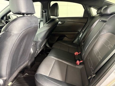 Used 2023 Kia Forte GT-Line image 36