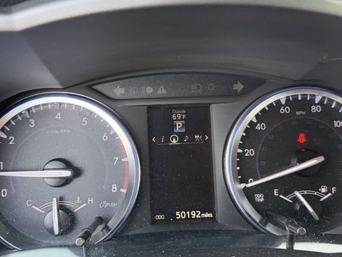 Used 2016 Toyota Highlander Limited Platinum image 28