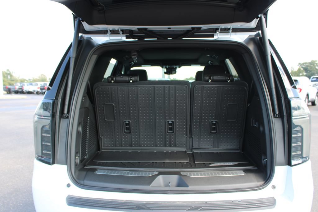 New 2026 Chevrolet Tahoe High Country w/ Sun And Tow Package AWD/4WD image 14
