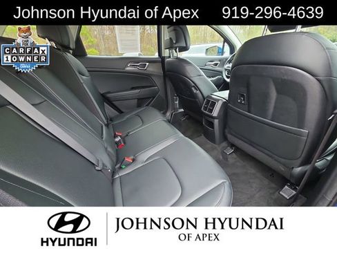 Used 2024 Kia Sportage EX image 21