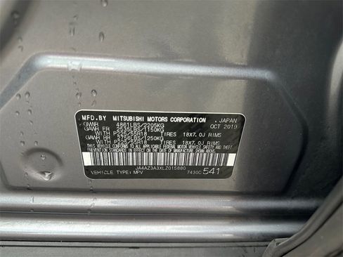 Used 2020 Mitsubishi Outlander SE image 31