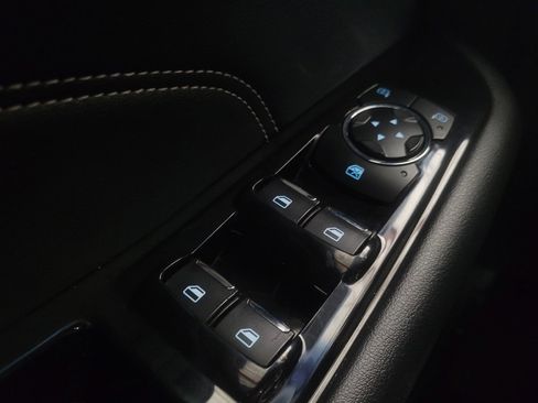 Used 2018 Ford Edge Titanium w/ Equipment Group 301A FWD image 27