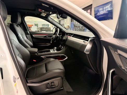 Used 2024 Jaguar F-PACE R-Dynamic S image 13