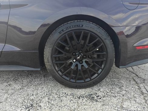 Used 2016 Ford Mustang GT Premium w/ Black Accent Package RWD image 20