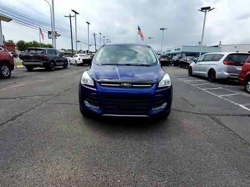Used 2015 Ford Escape SE FWD image 3