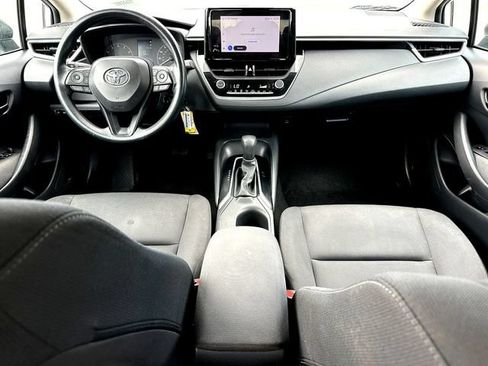 Used 2024 Toyota Corolla LE FWD image 27