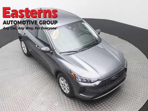 Used 2024 Ford Escape Active image 3