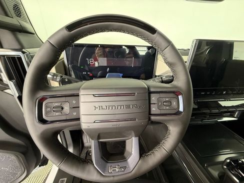 New 2026 GMC Hummer EV 4x4 Crew Cab image 25